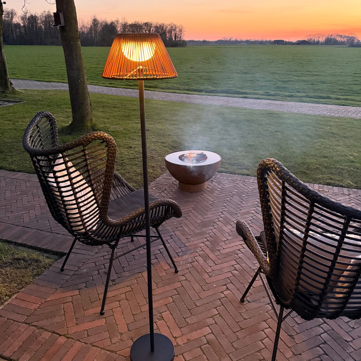 Solar Floor Lamp SOFIE