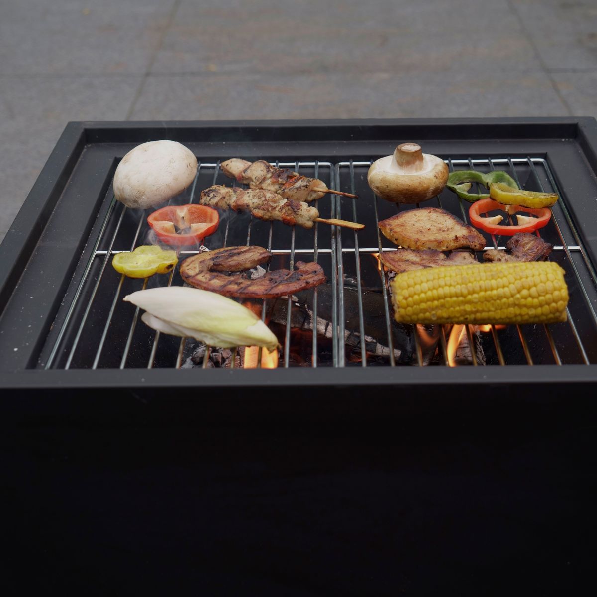 HEAT 3 in 1 Metal (Fire basket + Barbecue + Side table)