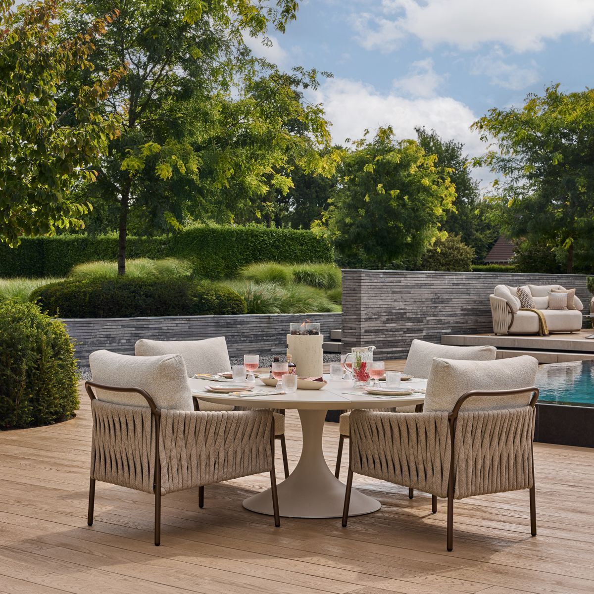 Lumi Stone travertine
